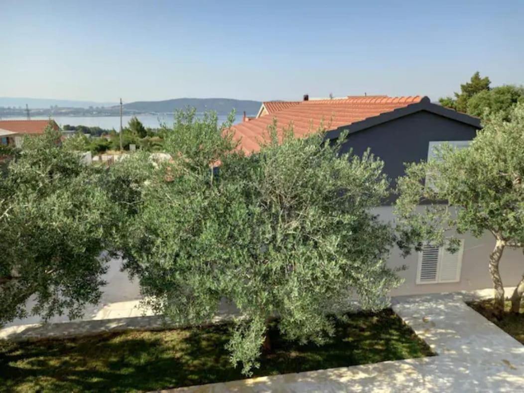 Holiday Home Kastela Village מראה חיצוני תמונה